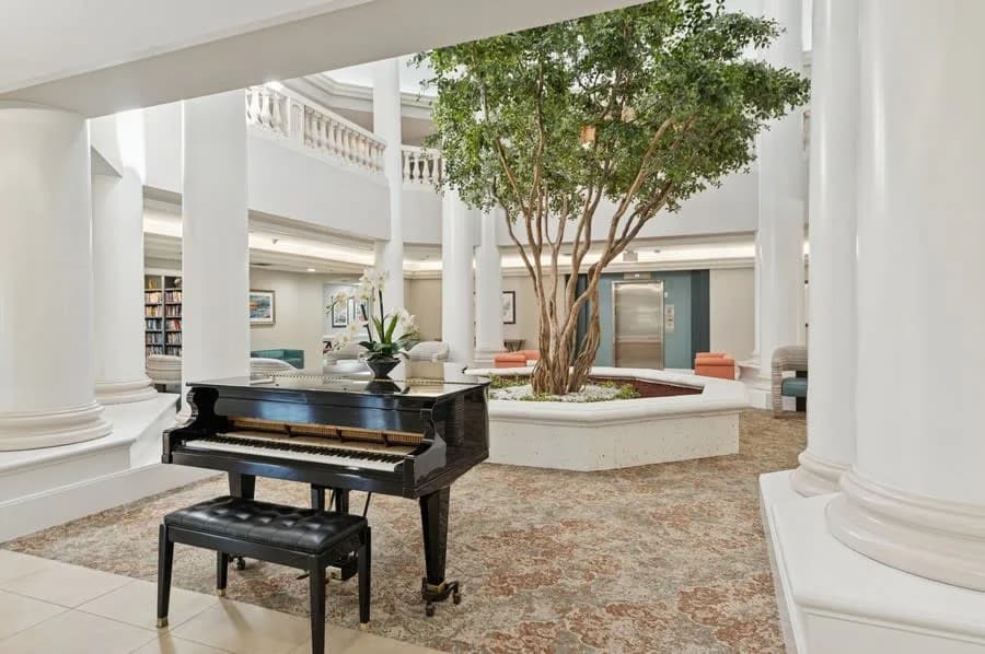 The Pointe at Deerfield photo 1